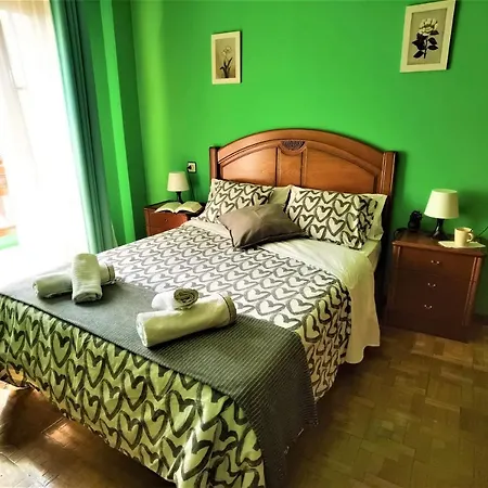 Piso Amplio Y Luminoso, La Pomar * Langreo