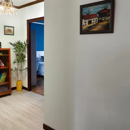 Piso Amplio Y Luminoso, La Pomar 아파트 랑그레오