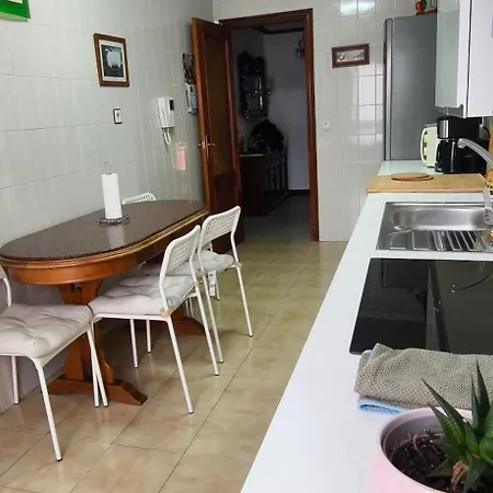 Piso Amplio Y Luminoso, La Pomar شقة